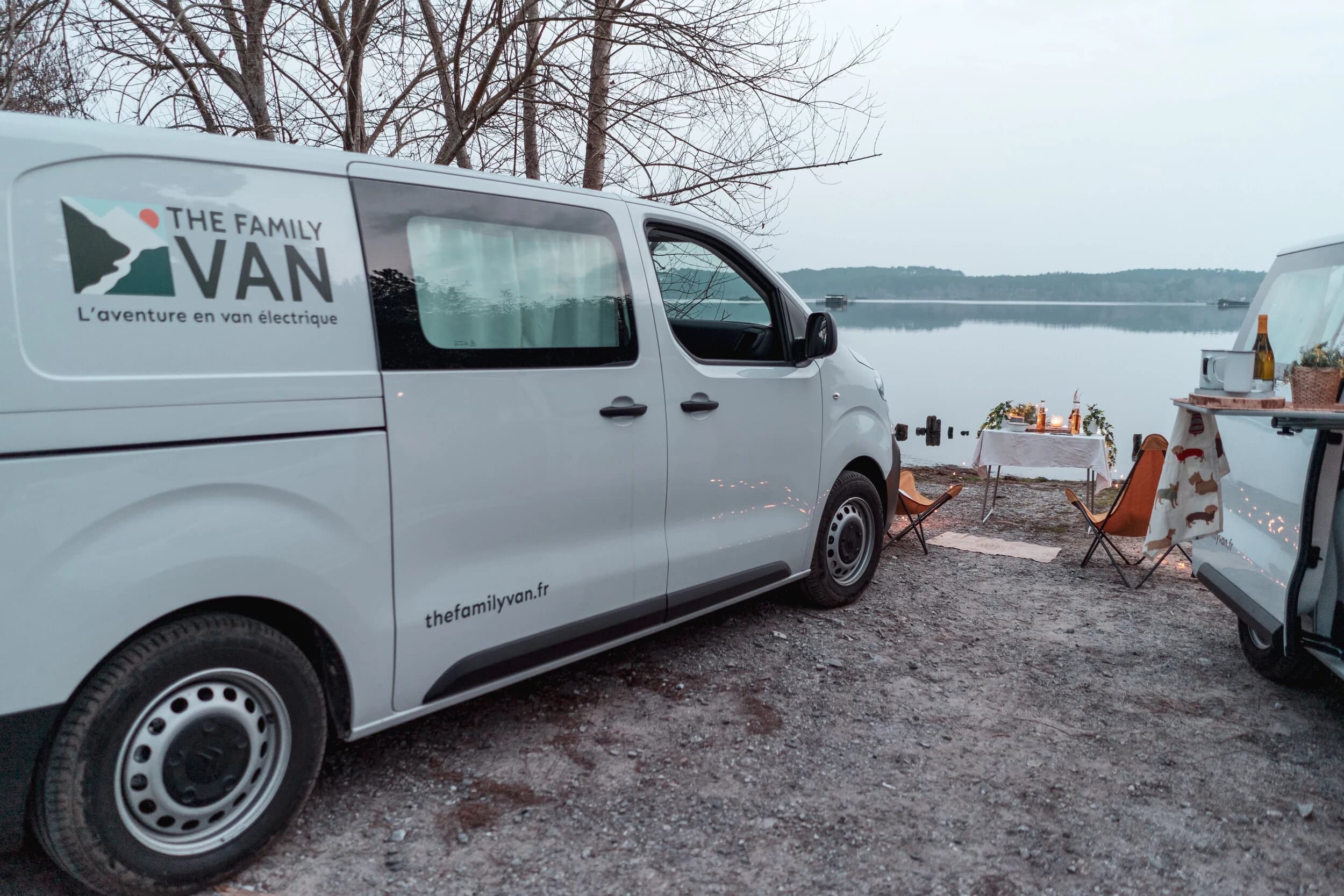 Voyager avec une agence de location de van aménagé électrique