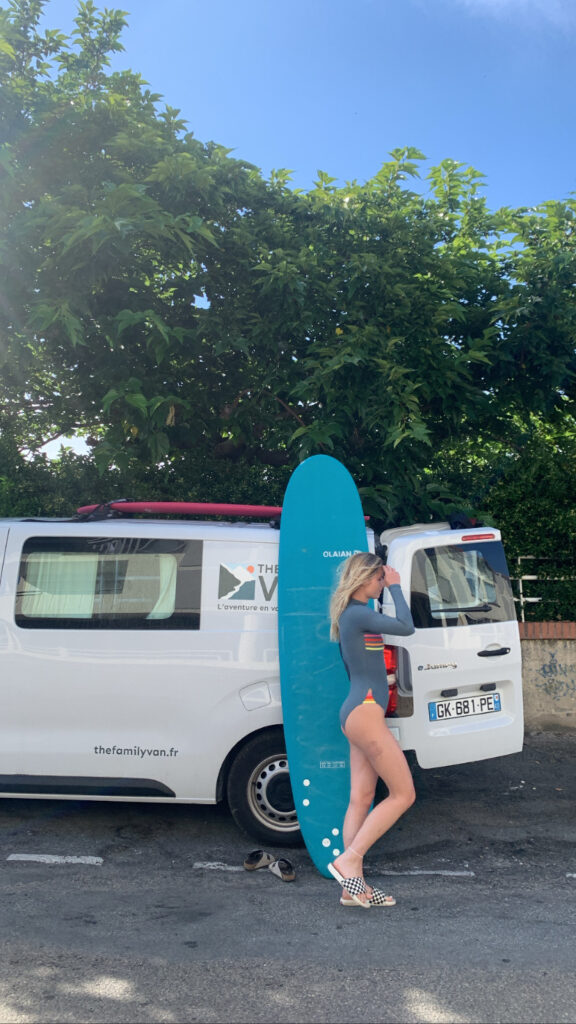 Idée week-end dans les Landes : explorez la côte autrement en van aménagé électriuqe