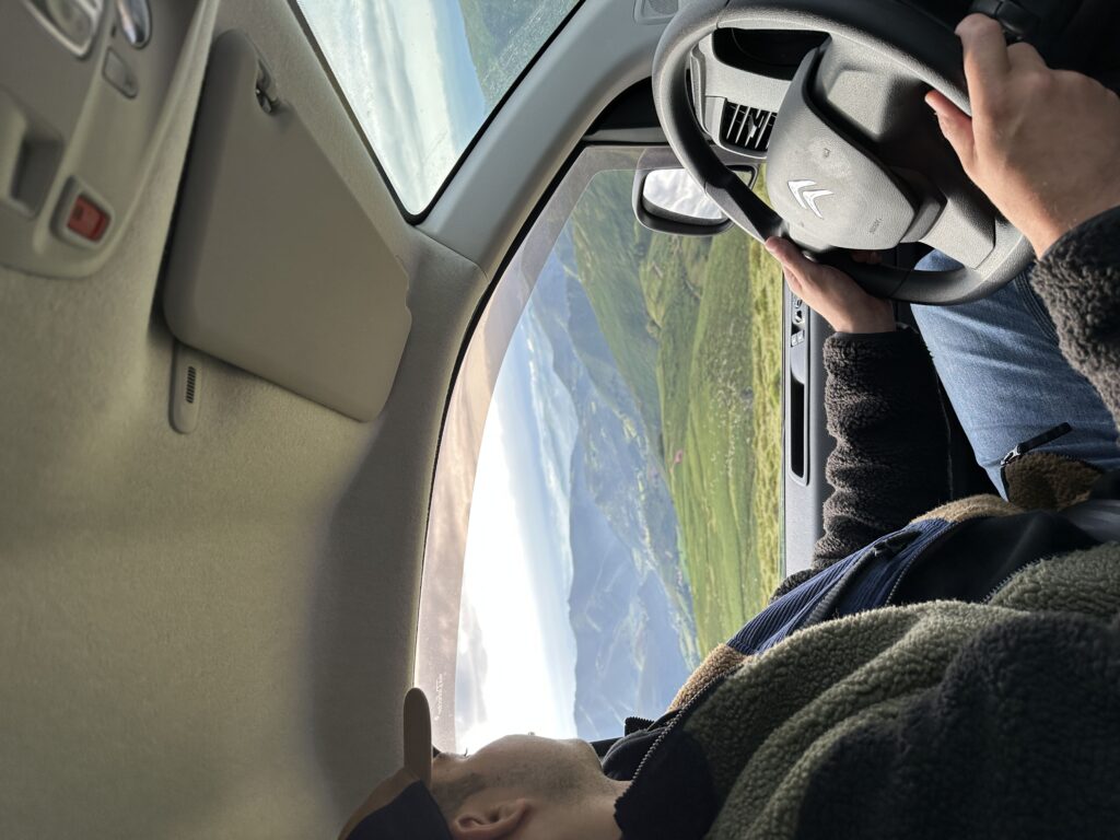 Idée week-end dans les Landes : explorez la côte autrement en van aménagé électrique